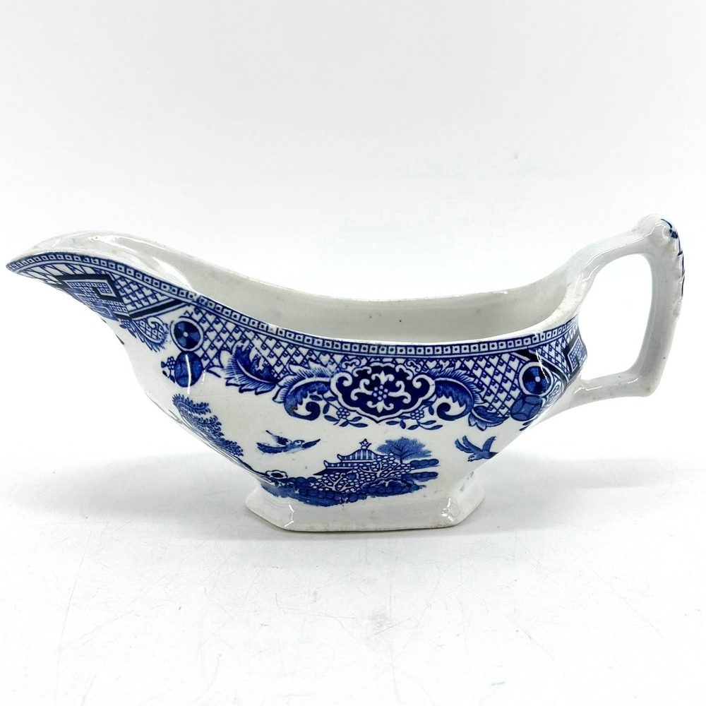 WoodsWare Willow Blue White Ironstone Gravy Boat Sauce Server Wood &Sons England